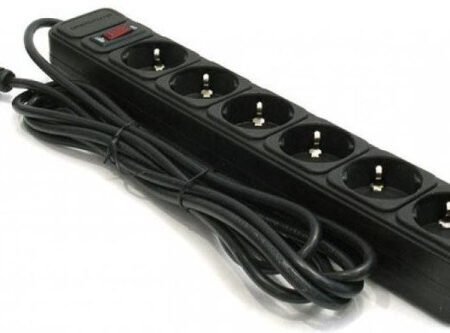 Kabl GEMBIRD Protektor SPG6-B-6 6mesta 4.5m Black 3x1,5