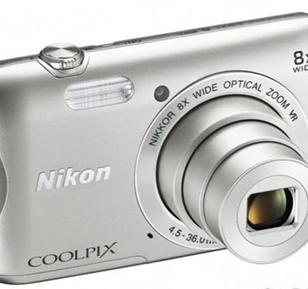 FOTOAPARAT NIKON A300 sivi