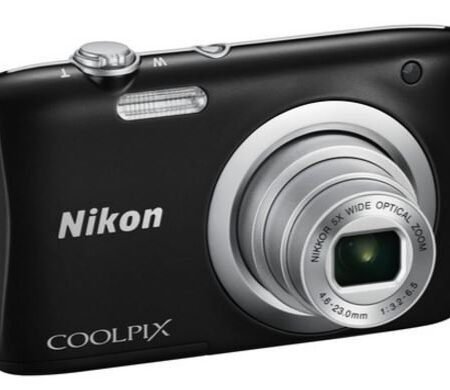 FOTOAPARAT NIKON A100 crni