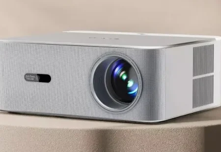 PROJEKTOR OSCAL PV800 FHD 1080P, 700 ANSI Lumen, WiFi 6, BT 5.0, Android 11