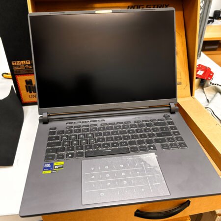 ROG Strix G16 G615LW-S5031W (16 inča 2.5K, Ultra 9 275HX, 32GB, SSD 2TB, GeForce RTX 5080, Win 11 Home) laptop outlet