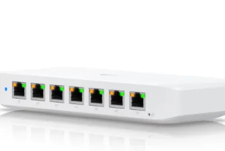 LAN Switch USW-ULTRA-60W 8x1G/7PoE/L2/60W